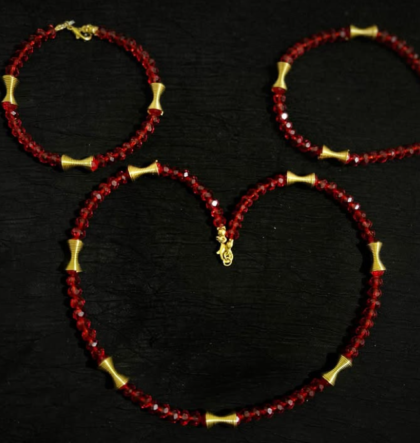 Garnet Hourglass Set